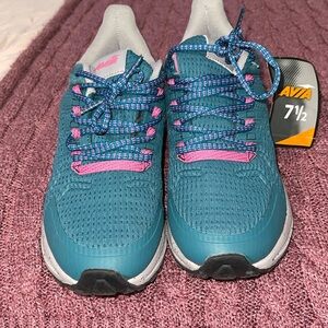 Women’s athletic shoes